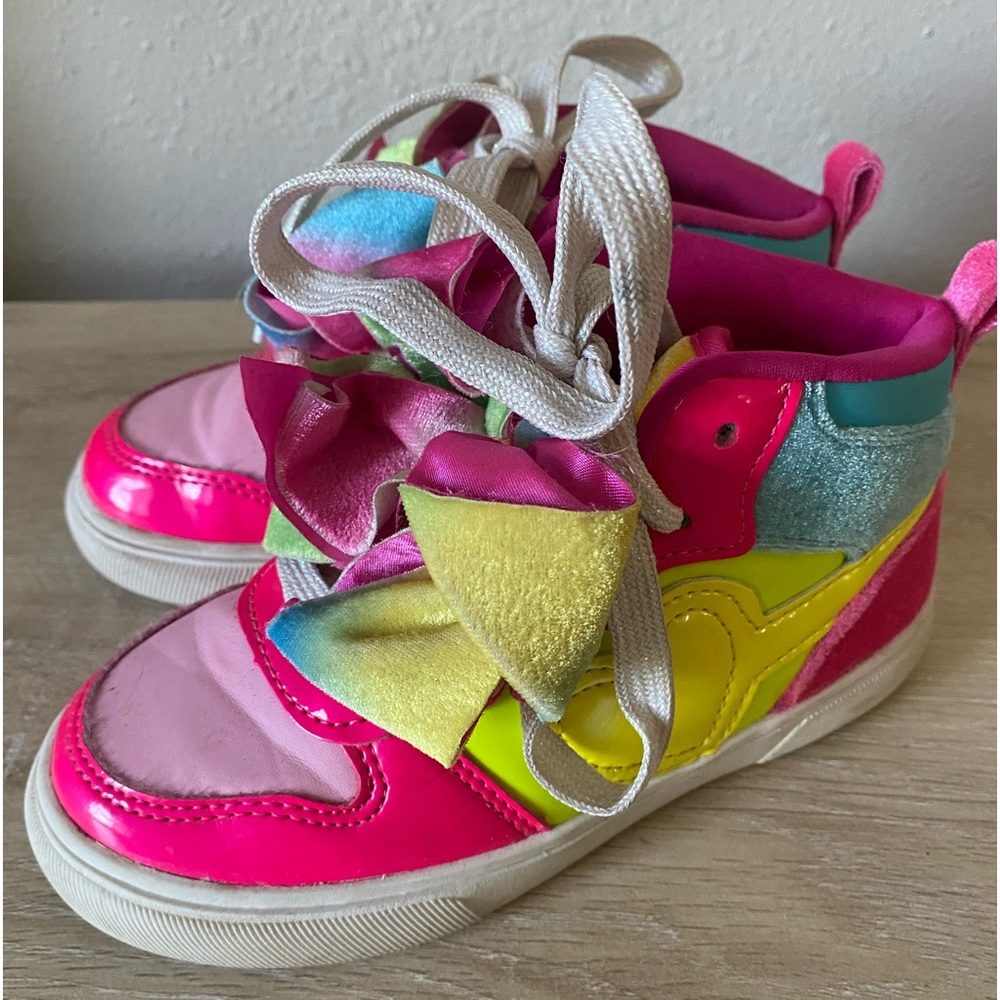 Jo Jo Siwa sneakers Little girls Size 11